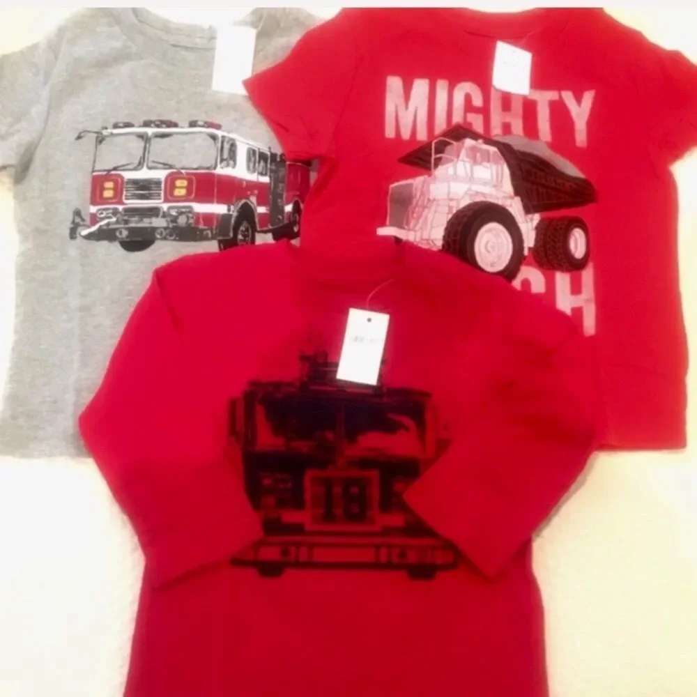 BABY GAP Fire Truck T-Shirt 12-18m NWT